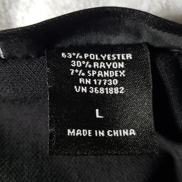 Victoria Beckham for Target Black Mini Skirt,  Size Large - Picture 7 of 7